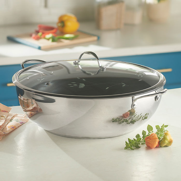15-Qt. Nonstick Round Casserole