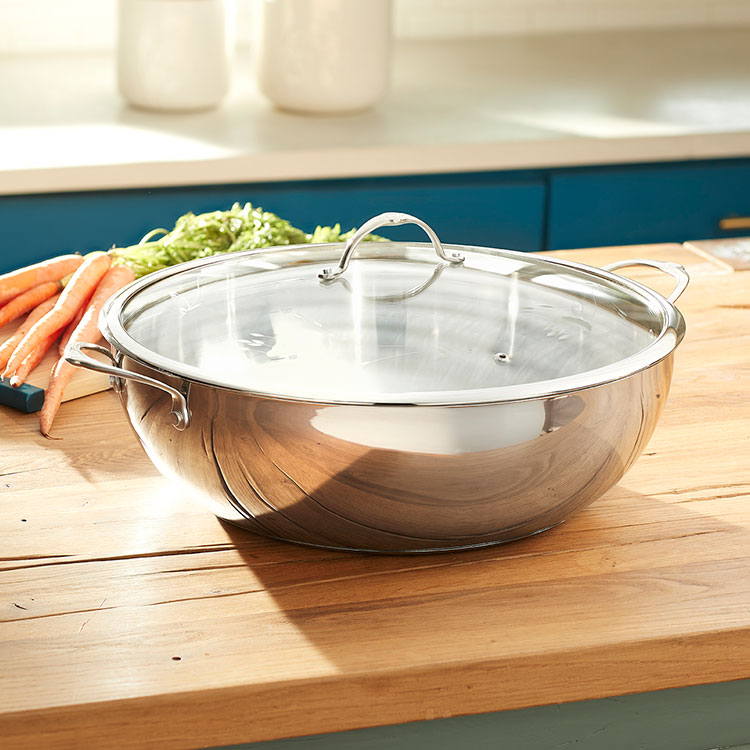 15-Qt. Round Casserole